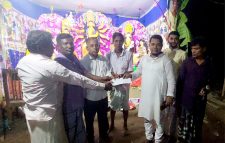 সিলেট ৫ আসনের পূজা উদযাপন কমিটিকে আর্থিক অনুদান ও মতবিনিময় করেন: এড: সালেহ চৌধুরী 