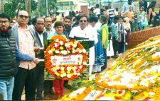 ফুল দিয়ে ভাষা শহীদদের স্মরণ করলো সিলেট বিভাগীয় রিপোর্টার্স ক্লাব