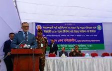 বাংলাদেশে চালের ঘাটতি নেই, দাম বাড়া অযৌক্তিক : বাণিজ্য উপদেষ্টা