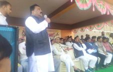 মগরাহাট পশ্চিমে কংগ্রেস এর ১০, ও আই এস এফ চার বামফ্রন্ট এর এক সদস্য তৃনমূল কংগ্রেসে যোগদান