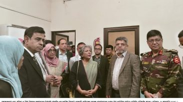 ওসমানী হাসপাতালে উপদেষ্টা শারমীন এস মুরশিদ  ওয়ান-স্টপ ক্রাইসিস সেন্টারকে গতিশীল করতে সমস্যা  চিহ্নিত করে  এক সপ্তাহের মধ্যে প্রতিবেদন দেওয়া নির্দেশ