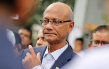 সাবেক শিক্ষামন্ত্রী নাহিদ এবং তাঁর স্ত্রী জোহরা জেসমিনের দেশত্যাগে নিষেধাজ্ঞা