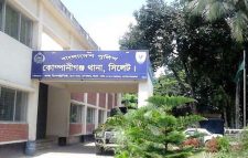 সিলেটে চাঁদাবাজির দায়ে দুই সাব ইন্সপেক্টর সহ ১৩ পুলিশ সদস্য প্রত্যাহার