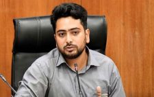 যোগ্যতার ভিত্তিতে জুলাই শহীদ পরিবারের একজন চাকরি পাবেন: নাহিদ ইসলাম