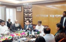 এজেন্সির অবহেলায় কেউ হজ্বে যেতে না পারলে তাদের বিরুদ্ধে নেওয়া হবে ব্যবস্থা।