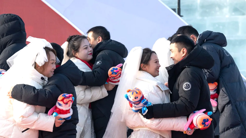 বিবাহের হার কমে সর্বনিম্ন, বিচ্ছেদ বাড়ছে