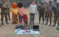 সিলেটে ৩ নারী সহ আটক৪ জন সাংবাদিক রাজন আত্মসমর্পণ করার পর ছেড়ে দিয়েছে পুলিশ