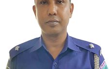 চাঁদা আদায় নিয়ে বিএনপির দু,গ্রপের সংঘর্ষ: পথচারী হত্যাকান্ড নিয়ে ওসি’র রহস্যময়ী বক্তব্য!