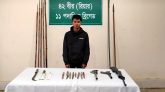তিনটি আগ্নেয়াস্ত্র সহ সন্ত্রাসী সাজ্জাদ সামি সেনাবাহিনীর কাছে