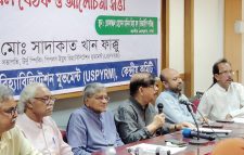 দেশে ঘুষ, গ্রেপ্তার-বাণিজ্য সবই চলছে, অথচ সরকার উন্নতির কথা বলছে: মান্না