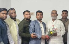 সিলেট জেলা কৃষি খামার ও কৃষিজীবী শ্রমিক ট্রেড সিলেট রেজি নং ৮৮ ইউনিয়ন এর পক্ষ থেকে প্রধান উপদেষ্টা মো:সোরমান আলী কে সম্মাননা প্রদান