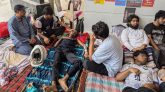 অসুস্থ হয়ে পড়েছেন অনশনরত ৪ শিক্ষার্থী