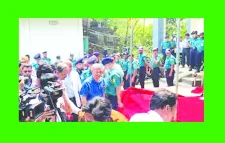 বিমানবন্দর থানা পরিদর্শনে রেগে গেলেন স্বরাষ্ট্র উপদেষ্টা