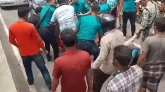 ব্যাটারিচালিত রিকশা বন্ধে চালকদের বিক্ষোভ