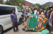 সিলেটে  হাইএস গাড়ির সাথে সিএনজি অটোরিকশার মুখোমুখি সংঘর্ষে  শিশুসহ ৫ জন আহত