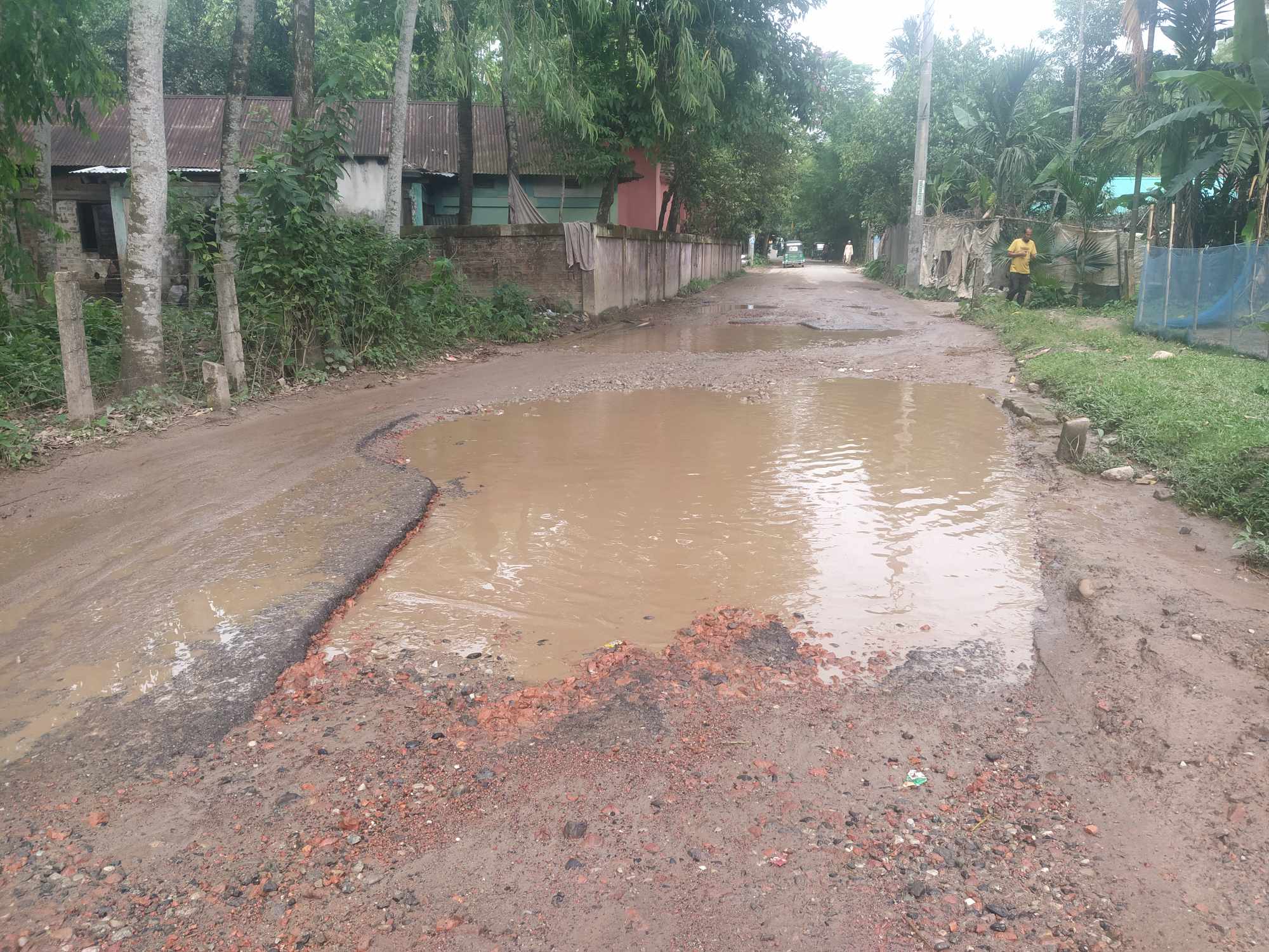 জৈন্তাপুরে হরিপুর টু ফতেহপুর এয়ারপোর্ট রোডের বেহাল দশা: জনদুর্ভোগ চরমে