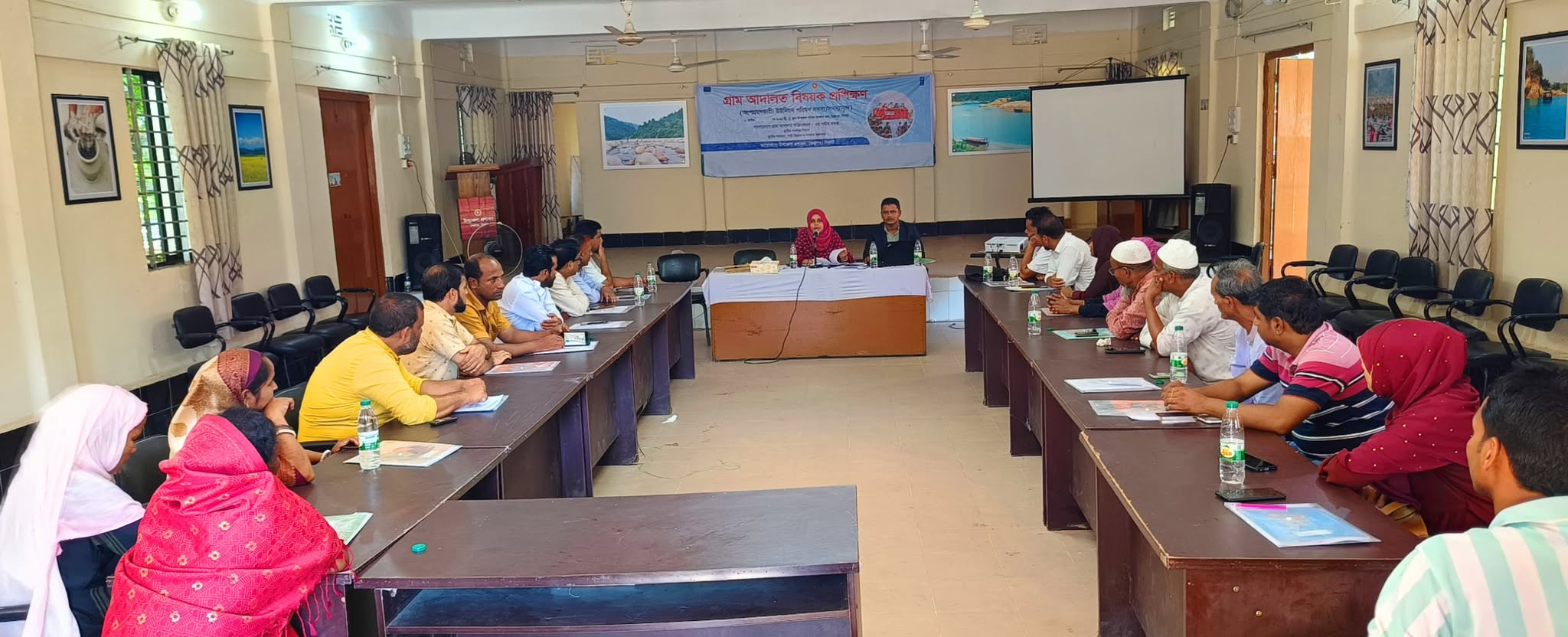 জৈন্তাপুরে ইউপি সদস্যদের গ্রাম আদালত বিষয়ক প্রশিক্ষণ
