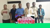পুলিশের পৃথক দুটি অভিযানে চকলেট মদ সহ ৬ আটক