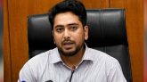 গণতান্ত্রিক রূপান্তরের প্রক্রিয়াকে বাধাগ্রস্ত করে এক-এগারোর পাঁয়তারা চলছে: ফেসবুকে নাহিদ