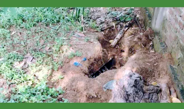 কবরস্থান থেকে পাঁচটি কবর খুঁড়ে কঙ্কাল চুরির