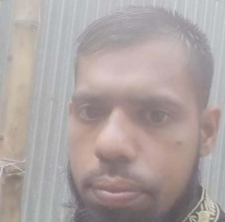 কাজিপুর সোনামুখিতে মিথ্যা মামলা দিয়ে চাঁদাবাজী করার পায়তারা জাহিদুল ইসলাম জাহিদের