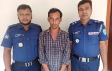 কুলাউড়ায় স্কুলছাত্রী হত্যাকাণ্ডের রহস্য ১৮ ঘন্টা উদঘাটন হত্যাকারী গ্রেফতার