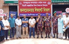 বিজিবির মাদকবিরোধী জন সচেতনতামুলক সভা, প্রচারণা ও লিফলেট বিতরণ