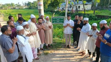 এলাকাবাসীর সুবিধার্থে ১৬ ফুটি রাস্তা দান করলেন আব্দুর রব-আব্দুল গৌছ মিয়ার পরিবার