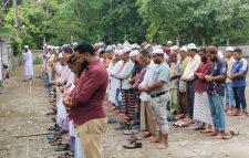 সাংবাদিক নুরুল ইসলামের মায়ের দাফন সম্পন্ন।।