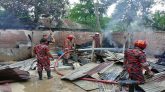 রাজশাহীর পুঠিয়ায় বিএনপি নেতার বিরুদ্ধে সেনাসদস্যের বাড়িতে হামলা-আগুন দেওয়ার অভিযোগ