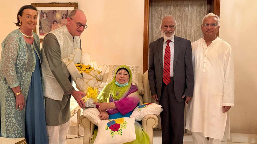 জার্মান রাষ্ট্রদূত খালেদা জিয়ার সঙ্গে সৌজন্য সাক্ষাৎ করলেন