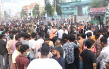 পুলিশ কমিশনার ফের অবরুদ্ধ, সদর দপ্তর ঘেরাও করে বিক্ষোভ