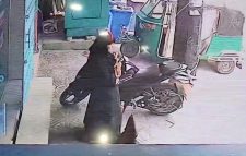 হাসপাতাল থেকে চুরি হওয়া নবজাতক ৮ ঘণ্টা পর উদ্ধার, নারী আটক