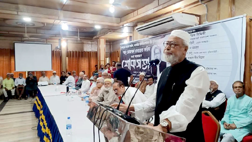 মুক্তিযোদ্ধাকে যারা জুতার মালা পরায়, তাদের পরিণতিও কী হবে: কাদের সিদ্দিকী