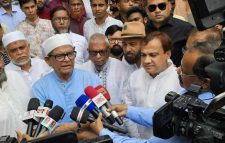 নির্বাচনের মাধ্যমে বাংলাদেশ সঠিক পথে এগিয়ে যাবে: সিলেটে এসে বলেন মির্জা ফখরুল