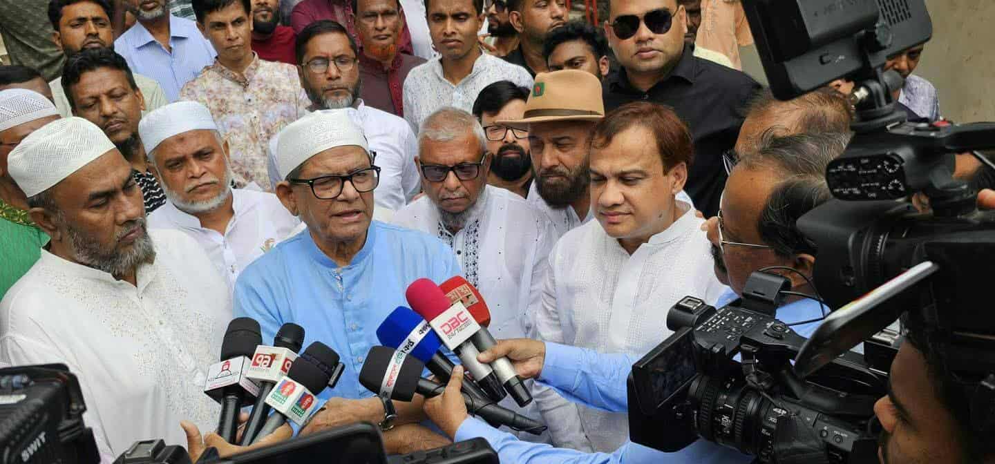 নির্বাচনের মাধ্যমে বাংলাদেশ সঠিক পথে এগিয়ে যাবে: সিলেটে এসে বলেন মির্জা ফখরুল