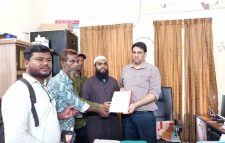 সিলেটের গোলাপগঞ্জ উপজেলার স্বাস্থ্য কমপ্লেক্সের দুর্নীতি-অনিয়ম-অপরিচ্ছন্নতা আধুনিকরণ ও উন্নতির দাবিতে প্রতিবাদ