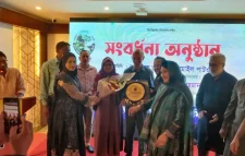 সিলেট মেডিকেল বিশ্ববিদ্যালয়ের উপাচার্যকে সংবর্ধনা