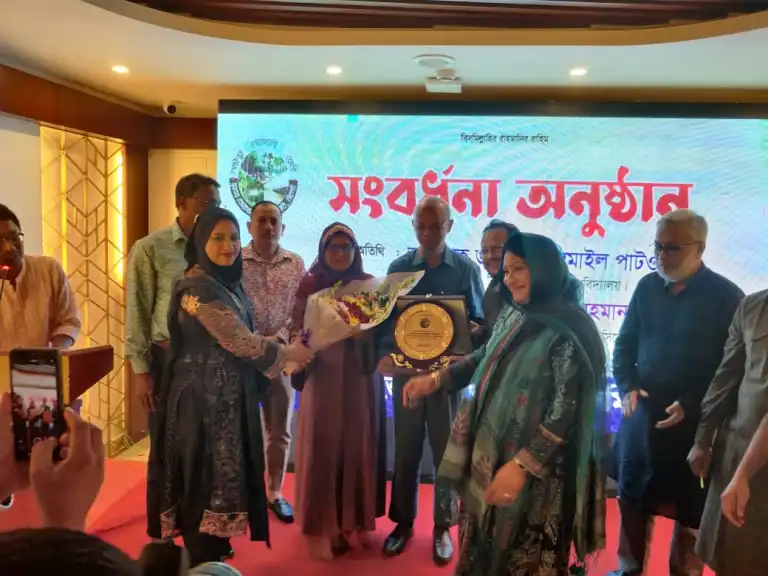 সিলেট মেডিকেল বিশ্ববিদ্যালয়ের উপাচার্যকে সংবর্ধনা