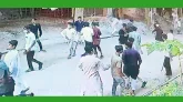 চাঁদা আদায়কে কেন্দ্র করে একটি ব্যবসাপ্রতিষ্ঠানে সন্ত্রাসী হামলা