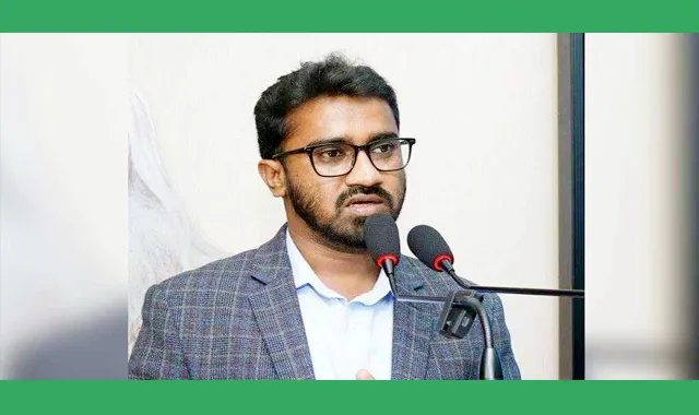 ‘রহস্যময়’ স্ট্যাটাস