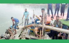 গোয়াইনঘাট উপজেলার জাফলংয়ে অবৈধভাবে বালু উত্তোলন বন্ধে টাস্কফোর্সের অভিযান পরিচালনা করা হয়েছে।