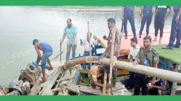 গোয়াইনঘাট উপজেলার জাফলংয়ে অবৈধভাবে বালু উত্তোলন বন্ধে টাস্কফোর্সের অভিযান পরিচালনা করা হয়েছে।