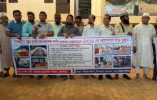 ৮ দফা দাবি না মানলে  বিভাগ জুড়ে আন্দোলনের কঠোর  হুঁশিয়ারি ট্রেন যাত্রীদের