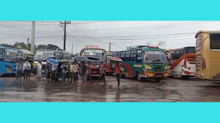 সুনামগঞ্জে শ্রমিক-শিক্ষার্থী দ্বন্দ্বে  পরিবহন ধর্মঘট