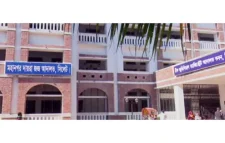 মামলার রায়ে ক্ষুব্ধ স্ত্রীর হামলায়  আহত ২