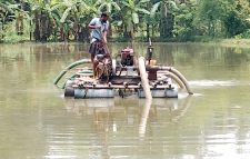 রাজনৈতিক ছত্রচ্ছায়ায় বালু উত্তোলন