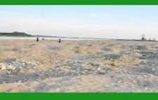 ভোলাগঞ্জে সাদাপাথর চুরি: বিভিন্ন রাজনৈতিক দলের নেতাদের সম্পৃক্ততা