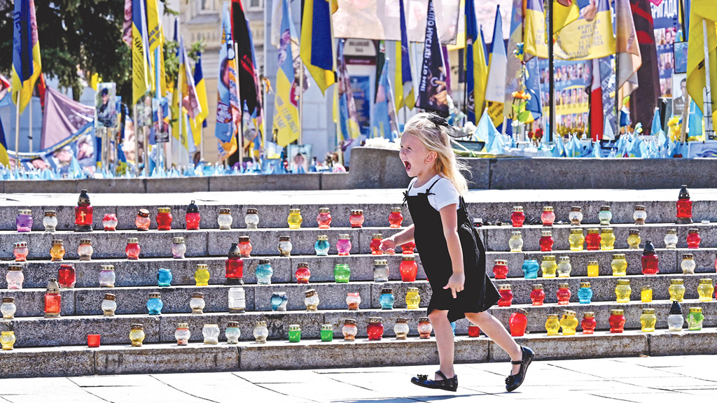 ইউক্রেন যুদ্ধ: শান্তি প্রচেষ্টায় ট্রাম্প-পুতিন একমত, দায়ভার ইউরোপের ঘাড়ে