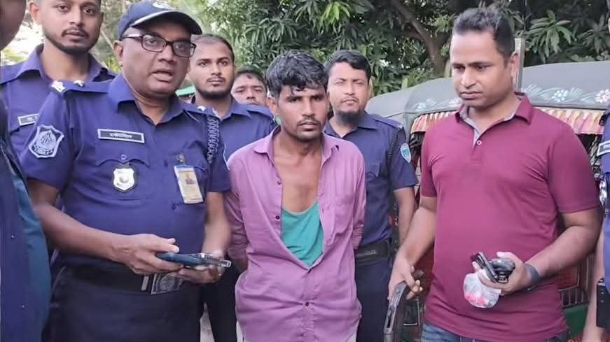 চকরিয়ায় অপহৃত নারী উদ্ধার, অস্ত্রসহ এক অপহরণকারী গ্রেপ্তার